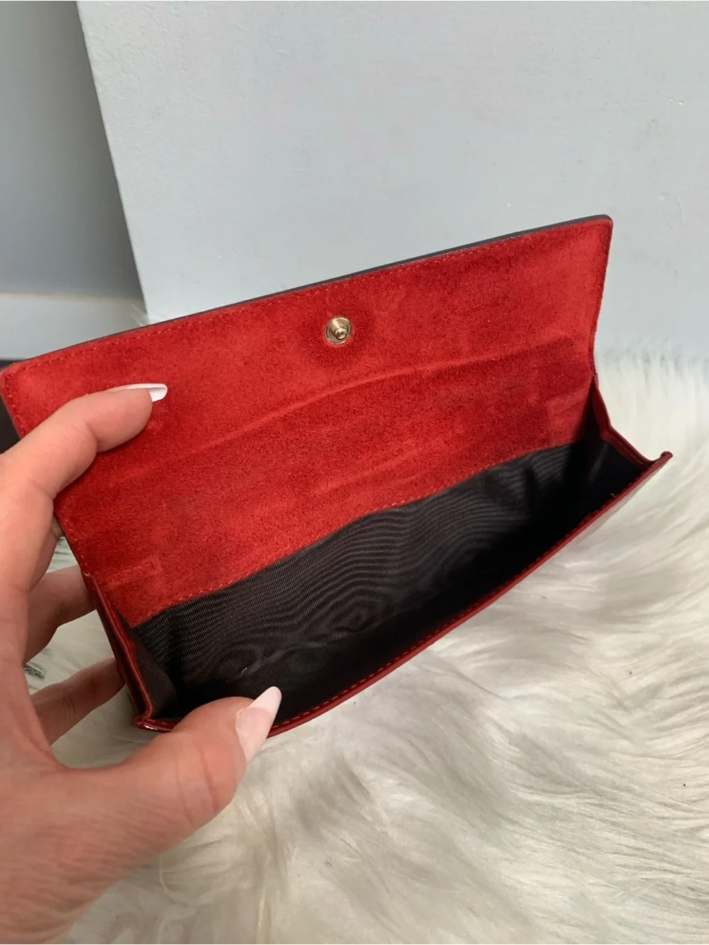 Authentic red patent leather Gucci long wallet w heart snap ❤️ - Picture 9 of 16